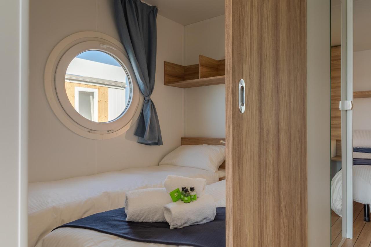 Aqua Resort Giulianova - Houseboat Experience ภายนอก รูปภาพ
